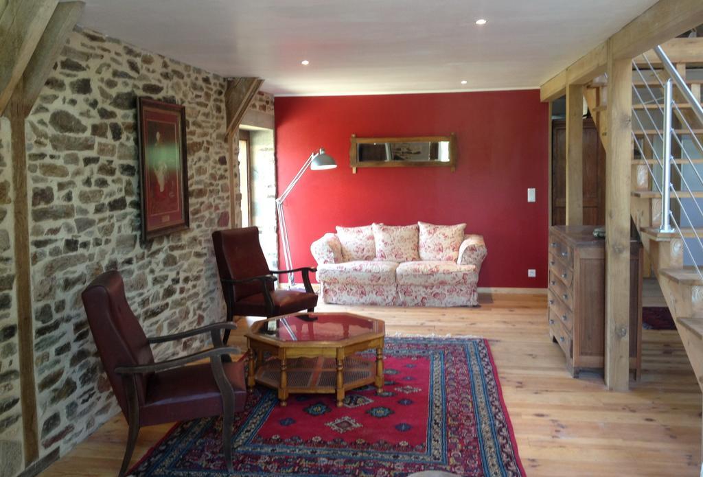 Chambres D'Hotes Le Bouleau Goutrens 外观 照片